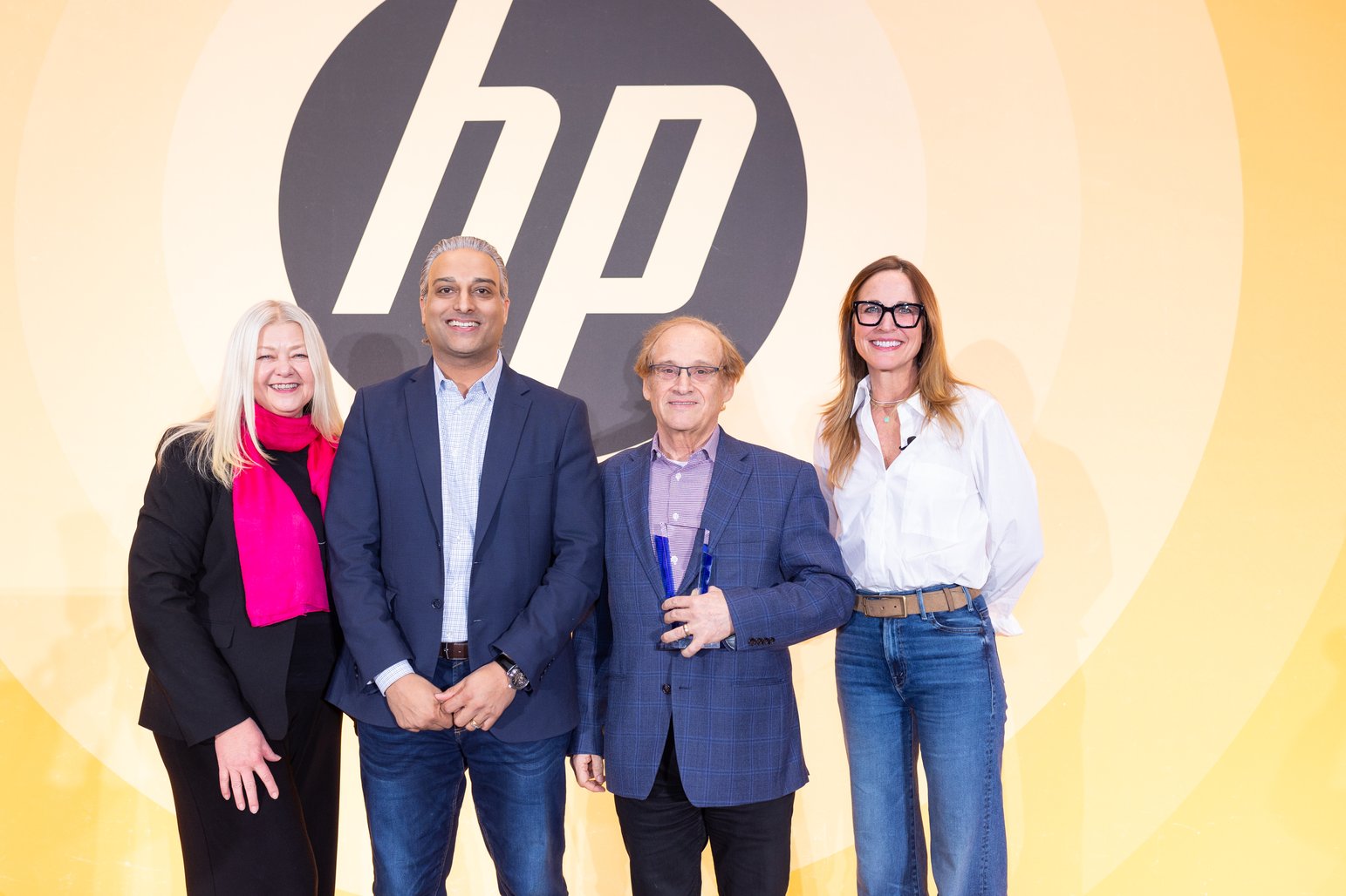 Audrey Ritcher Compugen Compugen nommée Partenaire de l'Année 2023 de HP inc.